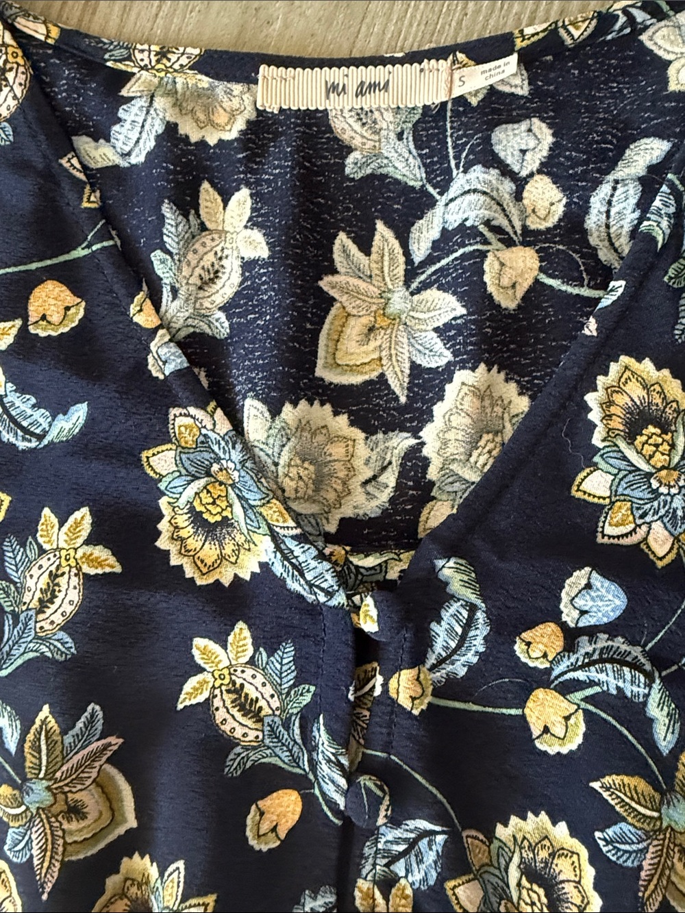 High Neck Smocked Peplum Blue Floral Blouse Women Size S Mi Ami. Rouched waist